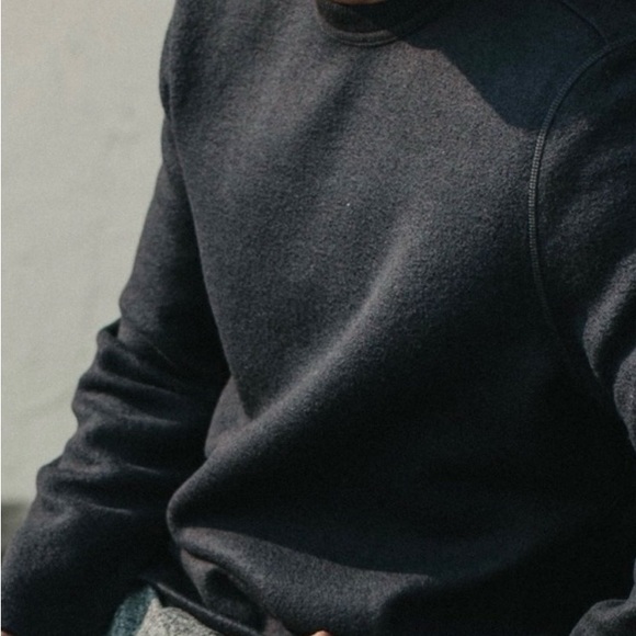 Taylor Stitch Sweater - Picture 3 of 4